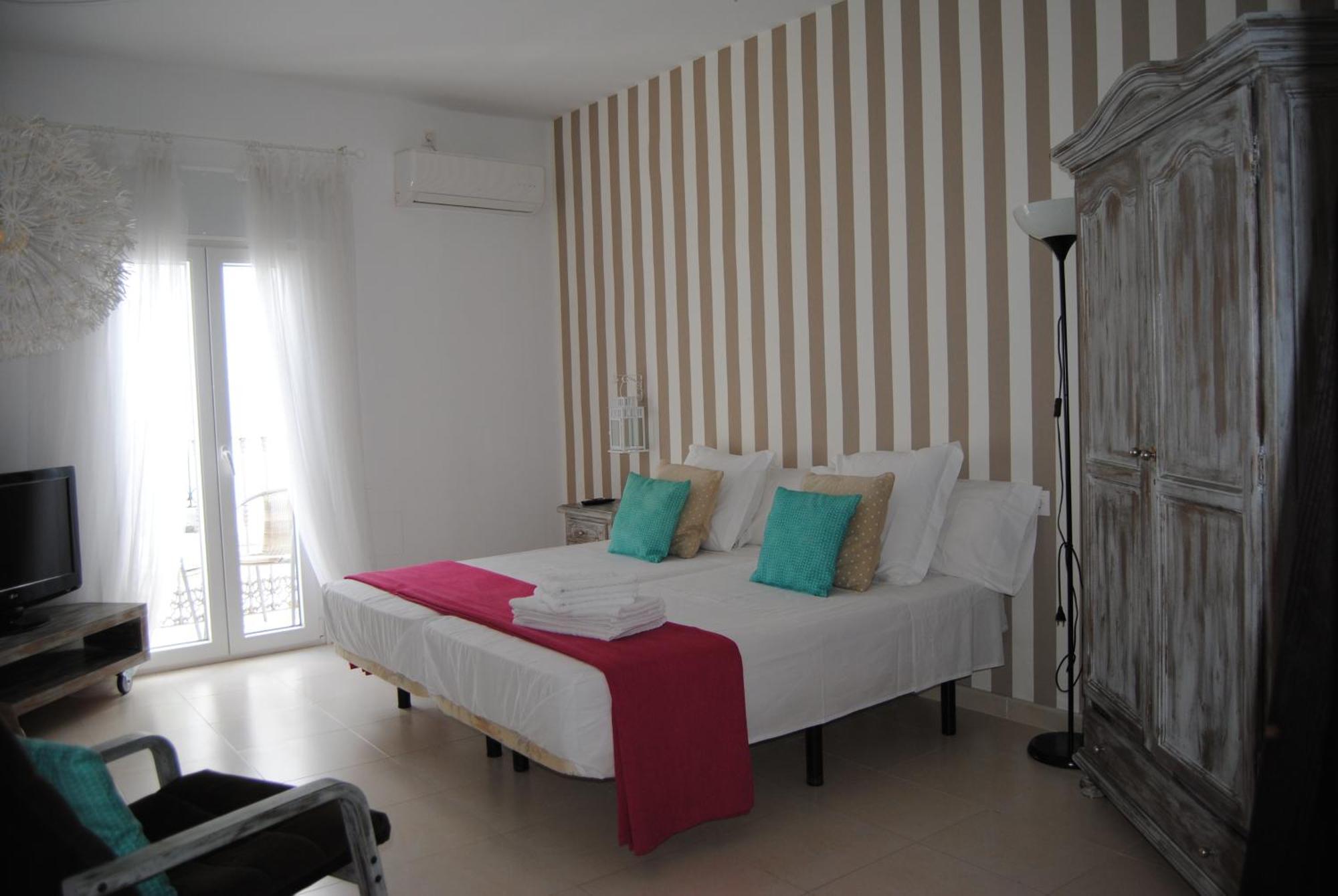 Conil Apartamentos La Dama Y El Vagabundo Conil De La Frontera Zewnętrze zdjęcie